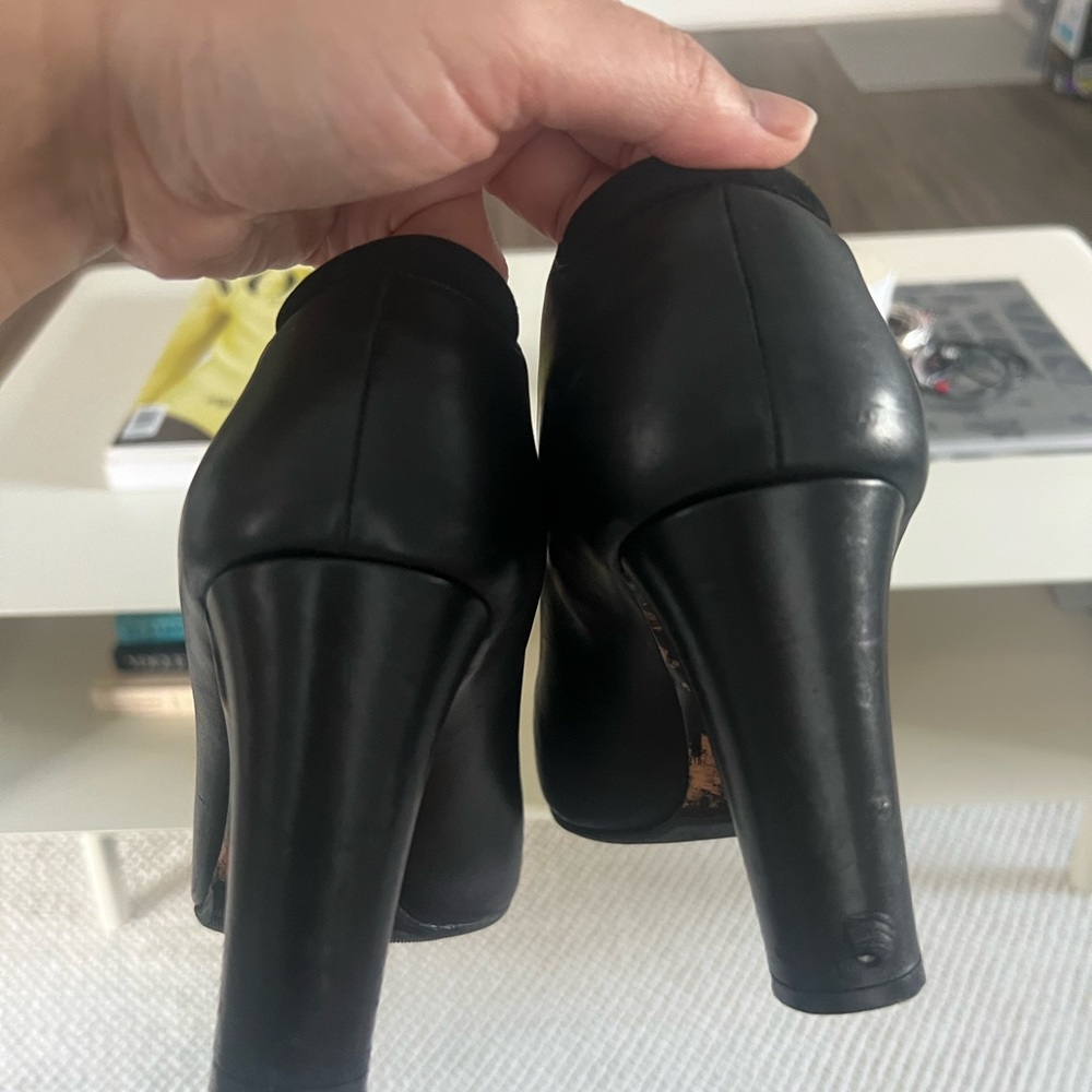 Acne Studios Black Leather Heels - Picture 7 of 8